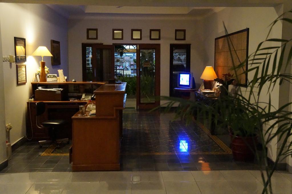 Hotel Kirana Yogyakarta Exterior foto